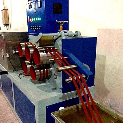 Kemasan Plastik PP Strap Making Machine 220V Band Roll Extrusion Line Polypropylene