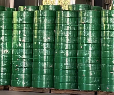 Embossed AB PET PP Bind Packaging Plastic Strap Roll Untuk Mesin Pengemasan Pallet