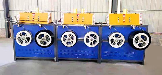 Lebar 5-19mm PET Strap Extrusion Line Dual Servo Motor Efisiensi Tinggi PET Strap Winder