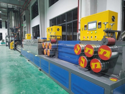 450KG/H PET Plastic Tape Making Machine Bottle Flakes Material Dengan Lebar Tali 9-32mm