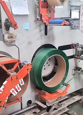 9-32mm Lebar PET Strapping Band Membuat Mesin Sistem Kontrol PLC Dengan Stop Otomatis