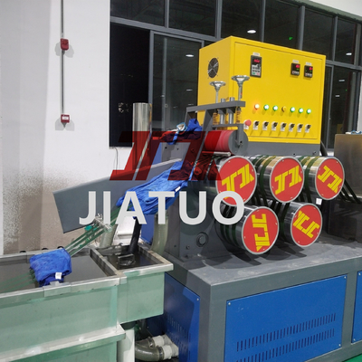 160m/menit Kecepatan Jalan Mesin Ekstrusi Pita Pita PET Gunakan 100% Bahan Daur Ulang Dengan Sistem Kontrol PLC