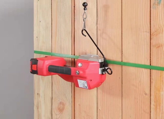 Semi Auto Polypropylene PP Handheld Strapping Machine Dengan Baterai Lithium